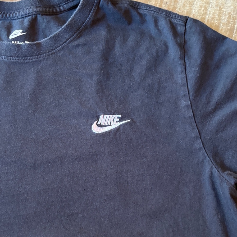 Nike black men's T - Picture 3 of 7